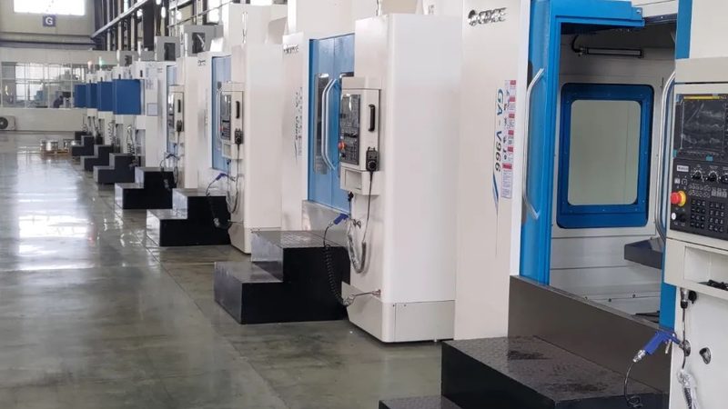 国产模具立式加工中心：耐用性的关键考量**